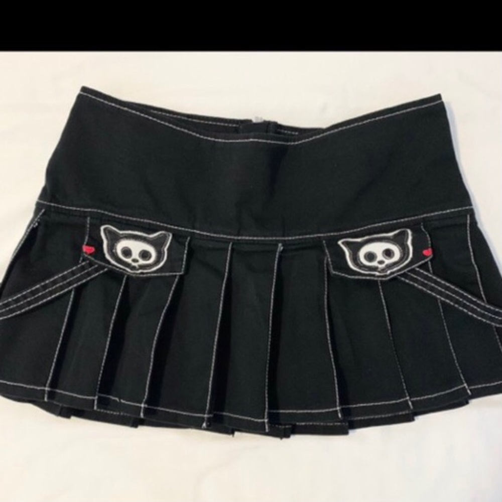 Tripp Skeleanimals Skirt Collectors Size Small - Picture 4 of 6